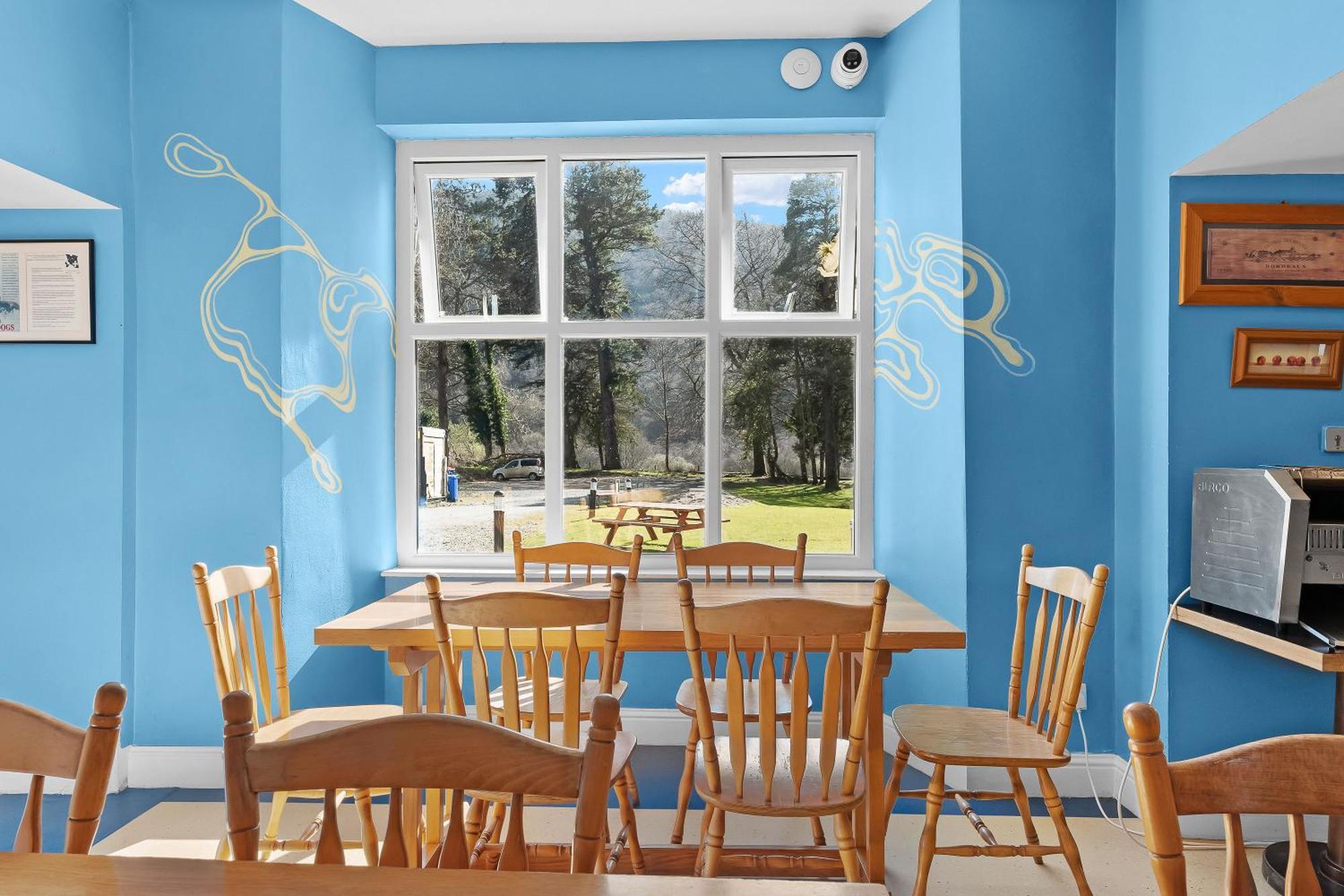 לארה Glendalough International Youth Hostel מראה חיצוני תמונה