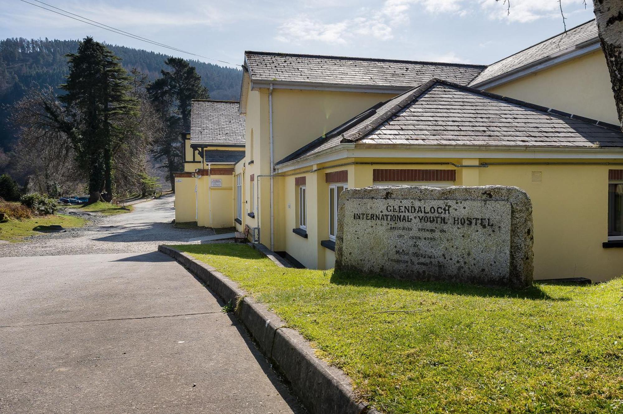 לארה Glendalough International Youth Hostel מראה חיצוני תמונה