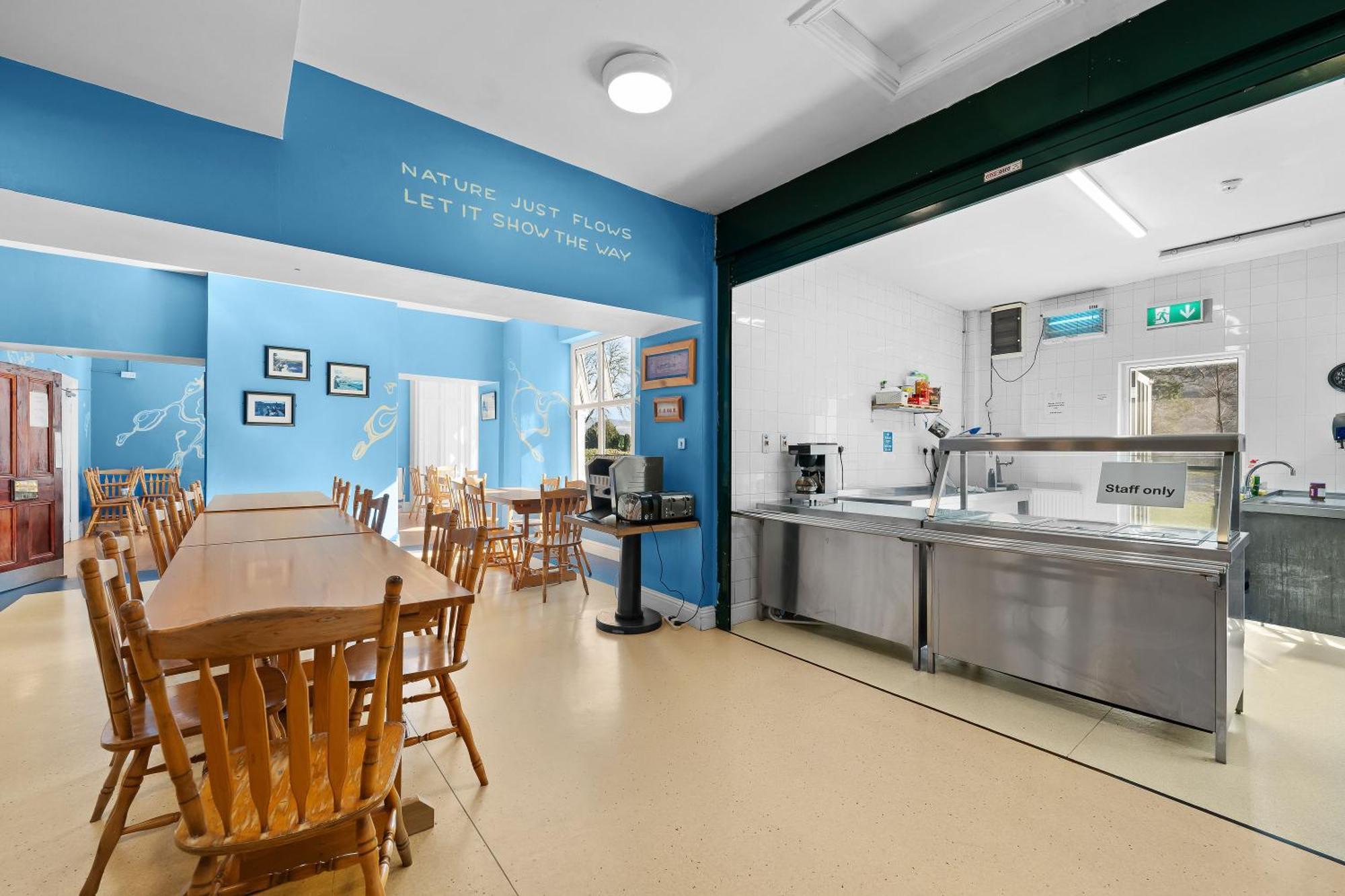 לארה Glendalough International Youth Hostel מראה חיצוני תמונה